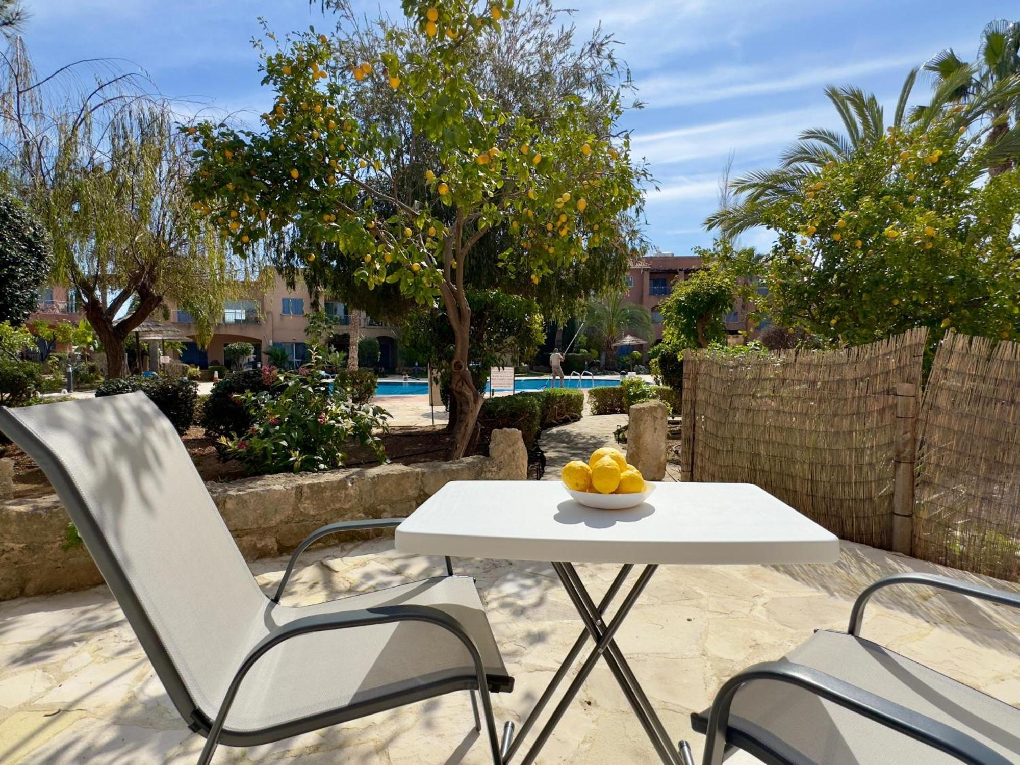 Beautiful Garden Apartment Mandria  Exterior photo